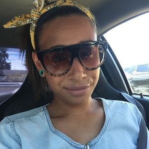 Meet your Posher, Anastasia